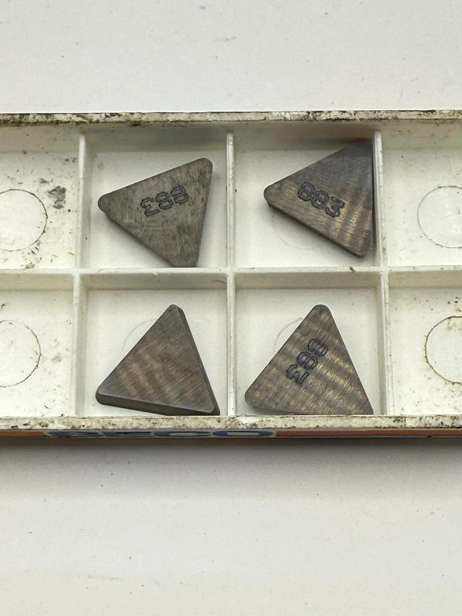 SECO Carbide inserts Carboloy TPGN160312F TPG323F 883 (EDP 08415)