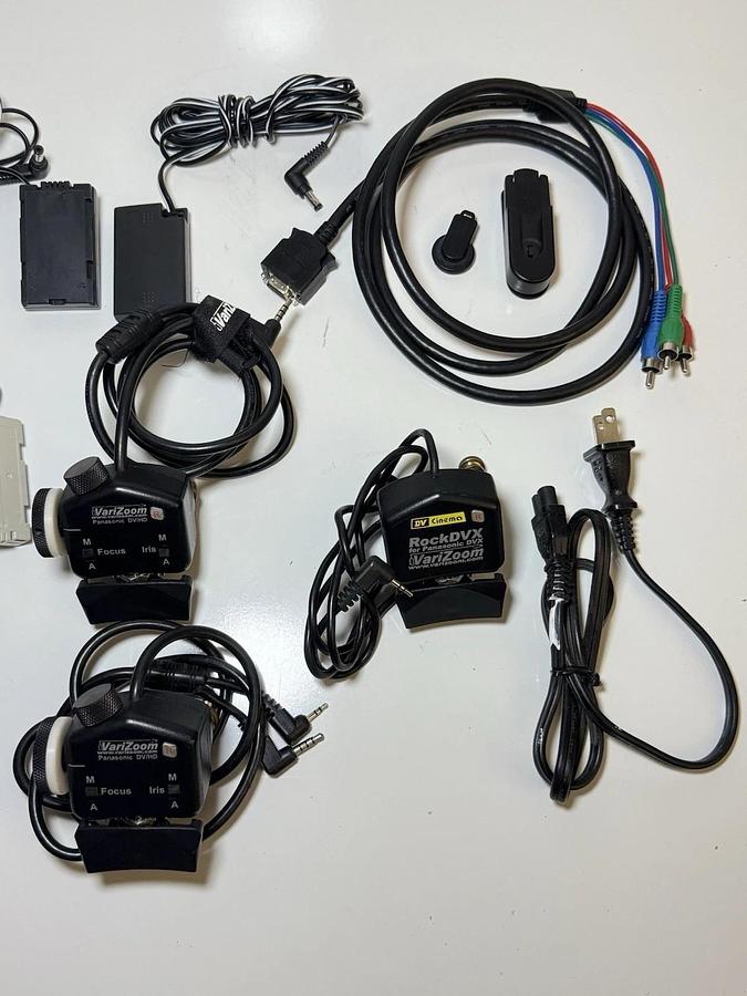 Used Panasonic AG-HVX200P DVCPRO HD P2 Camcorder Video Camera with Case & Accessories