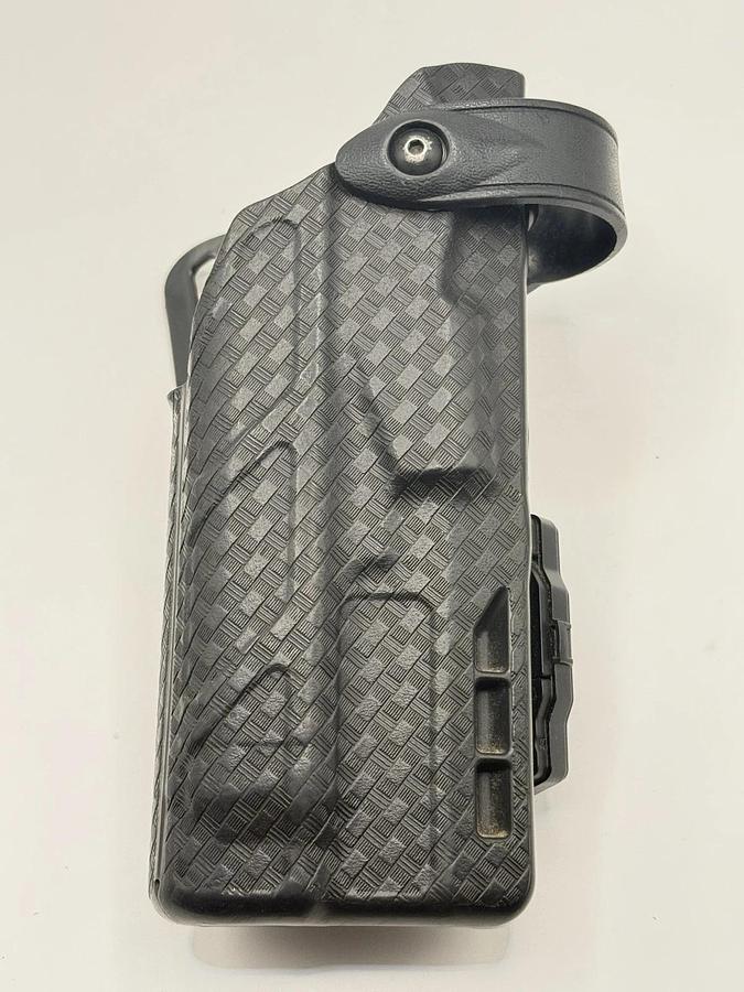 Used Safariland Glock 9/40 17/22 Black STX Basket Weave Duty Holster 7360-832