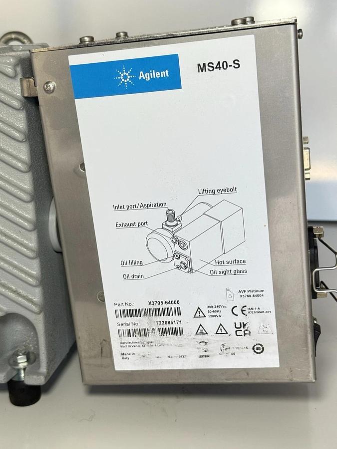 Used Agilent Technologies MS40-S Rotary Vane Pump X3705-64000