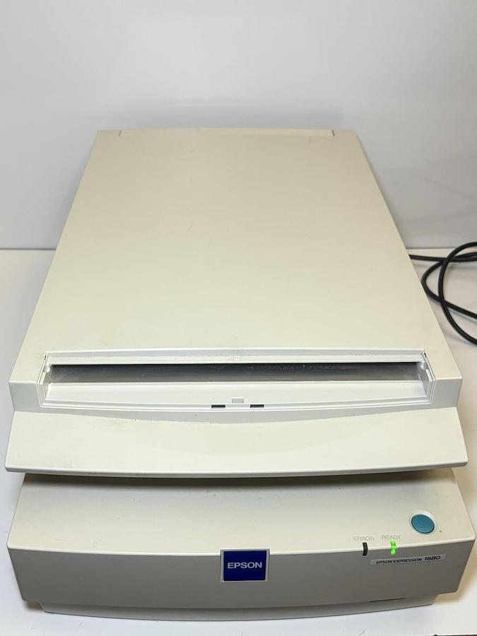 Used EPSON Expression 1680 Scanner G780B / Epson Transparency Unit EU-35