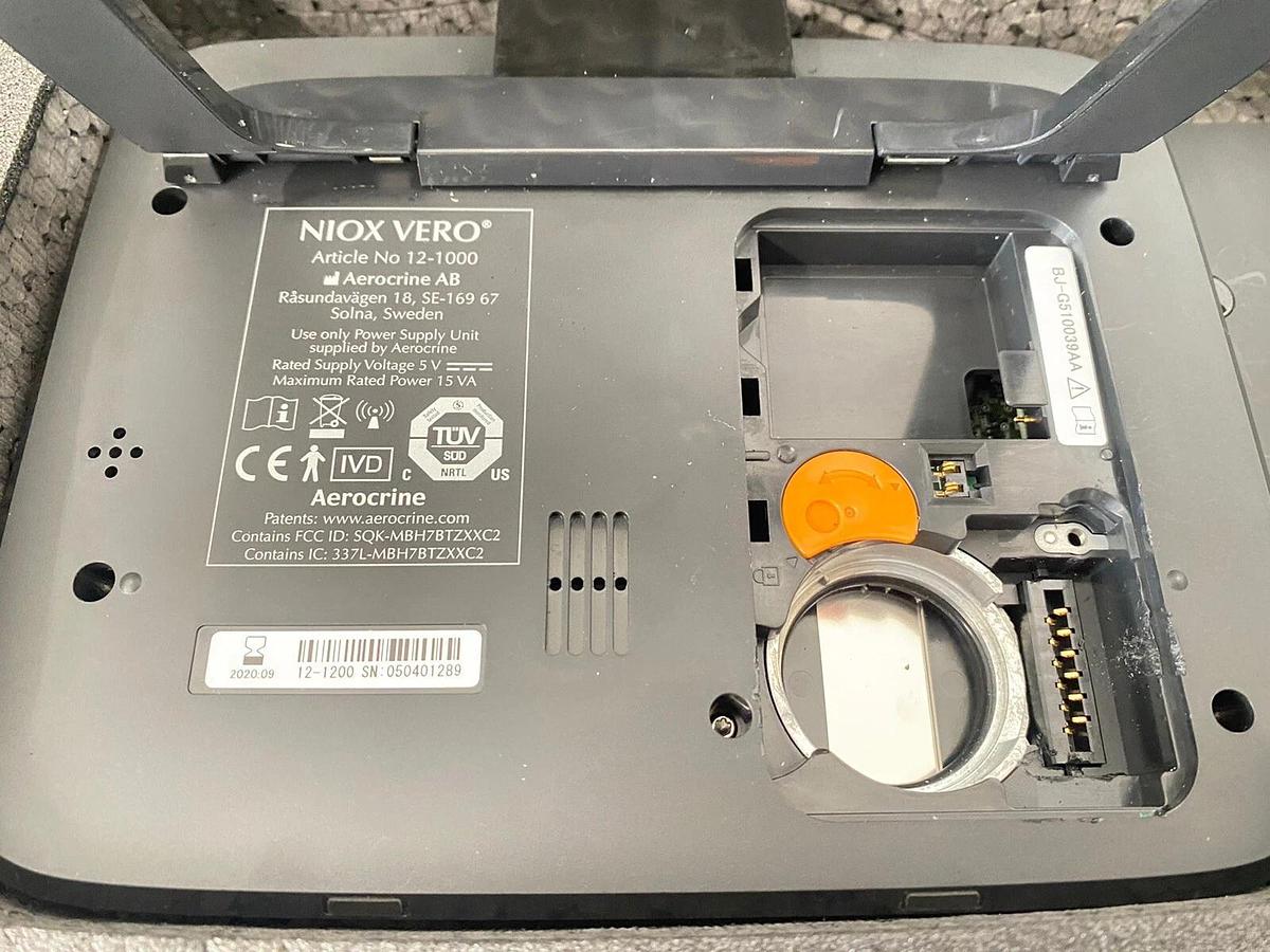 Used Aerocrine Niox Vero 12-1000 Airway Inflammation Monitor Only