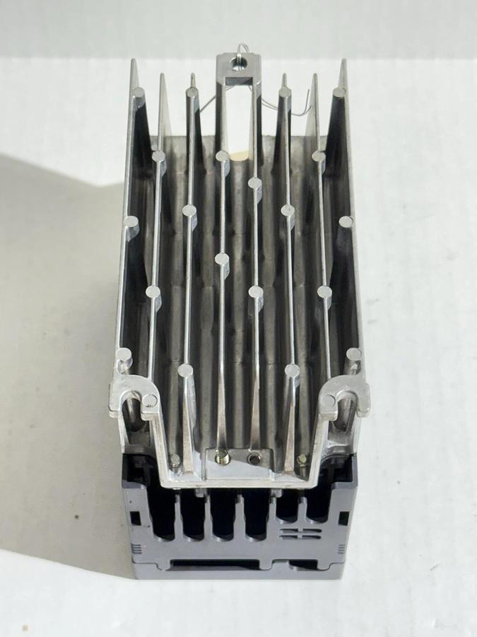 Used Mitsubishi Electric - Inverter #FR-E720-0. 4K FREQROL E700