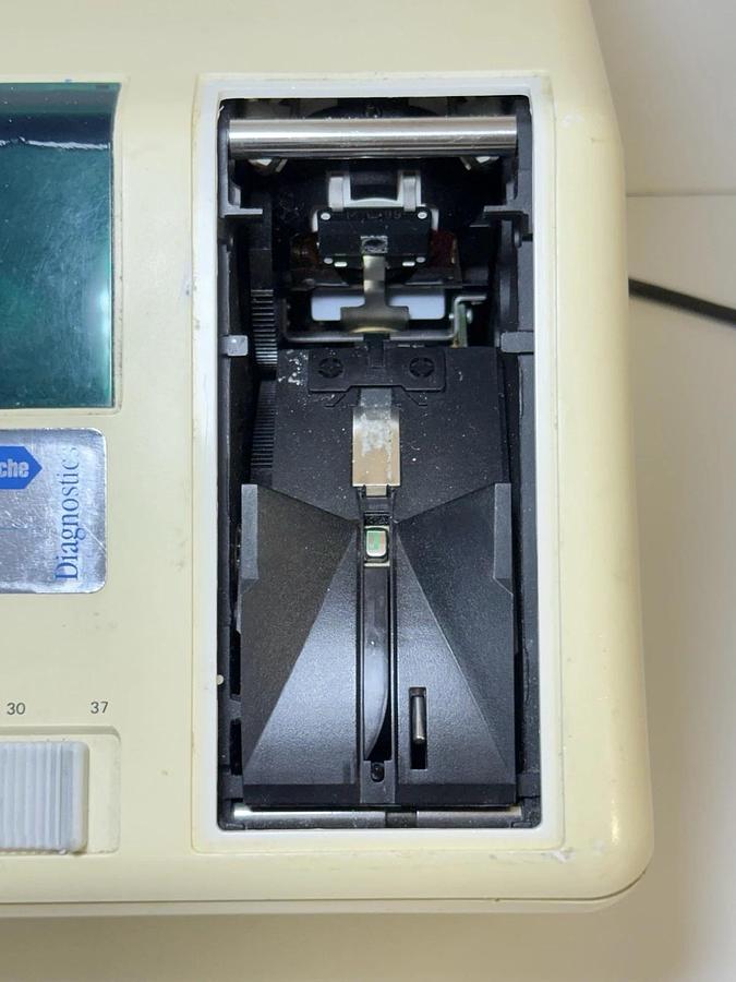 Used Boehringer Mannheim Typ Reflotron 1 Chemistry Laboratory