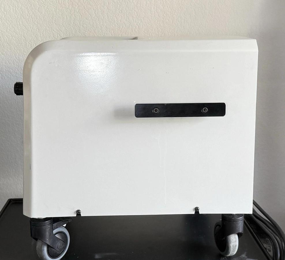 Used JUN‑AIR 1770008 Oil-Free ½HP Lab Air Compressor – Low Noise 120 PSI