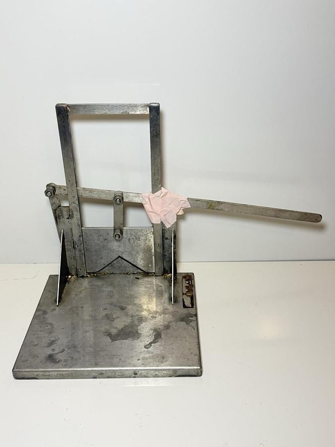 Used WAHMANN Vintage Laboratory Small Animal Accessory