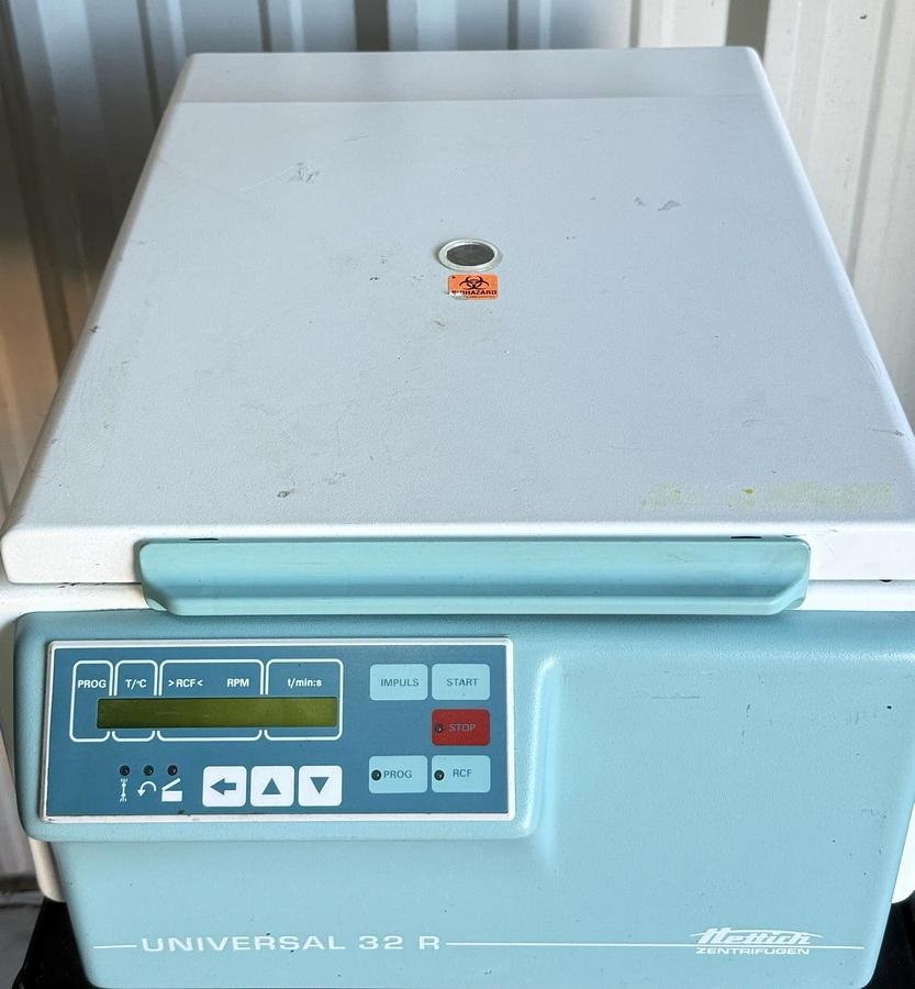 Used Hettich Zentrifugen Universal 32R Centrifuge 1610-01