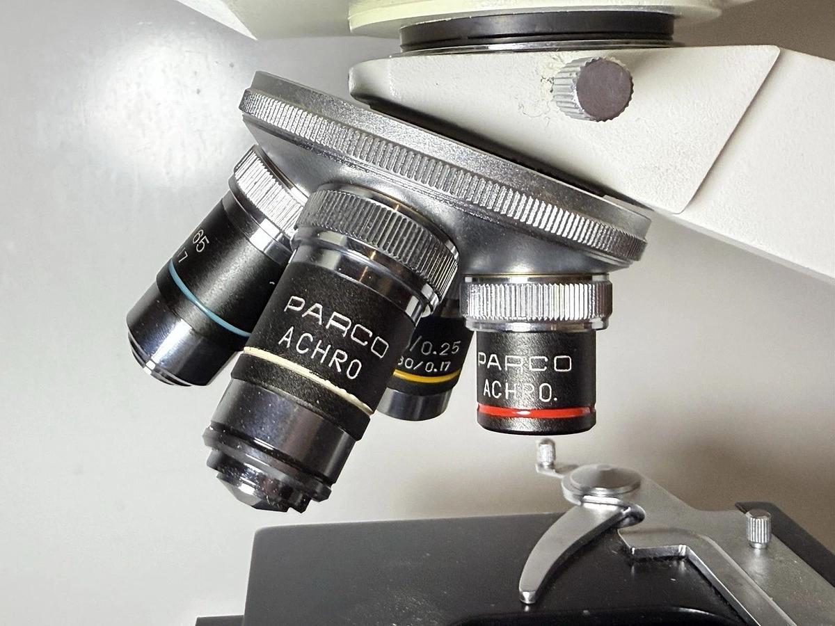 Used Parco Binocular Compound Microscope, W10x 18mm Eyepieces + 4 Objectives ARCHO