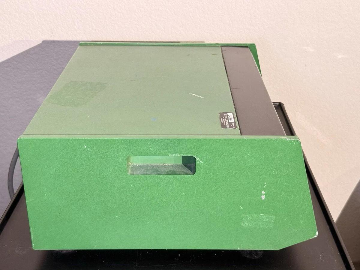 Used Bio-Rad Bio Rad 3000/300 Electrophoresis DC Power Supply