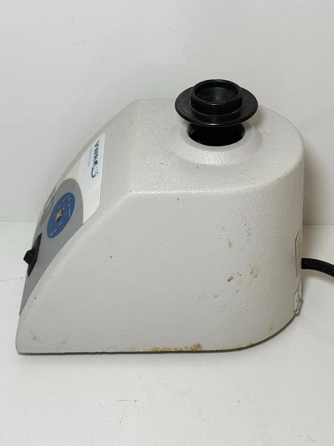 Used VWR Mini Vortexer 58816-121 / Analog Vortex Mixer Shaker VM-3000