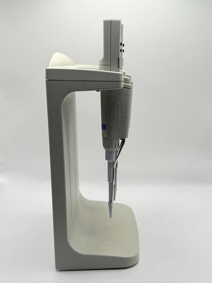 Used Rainin EDP3 Plus Pipettes 1-10 uL with Charging Stand E3 Rapid Charge USA