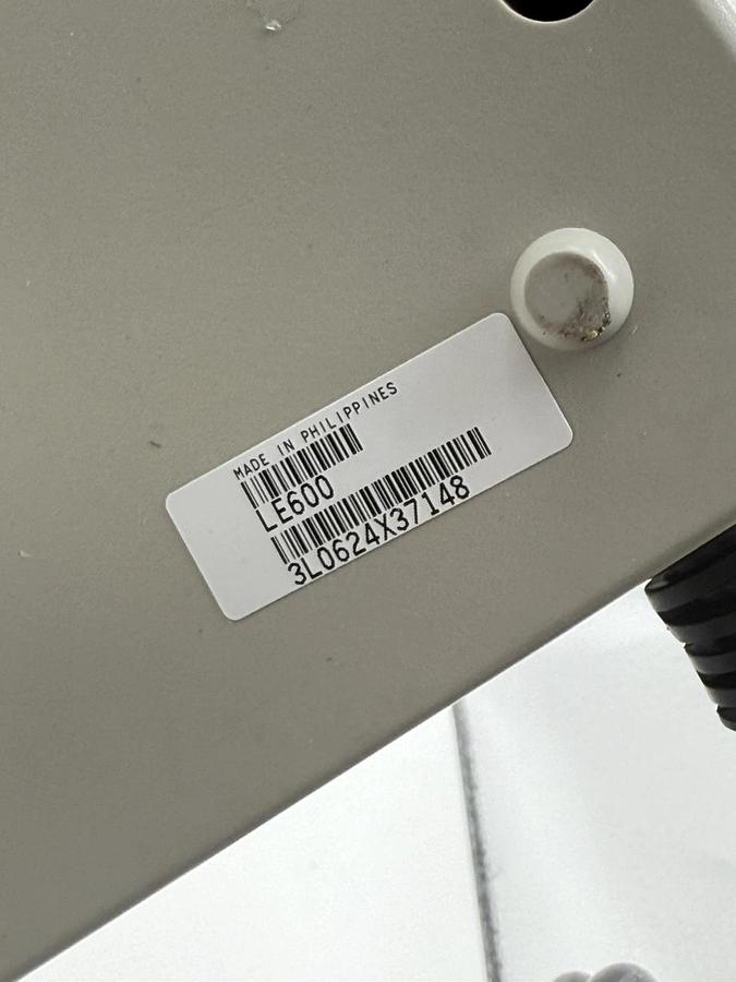 Used APC Line -R 600 Automatic Voltage Regulator 4 Outlets LE600
