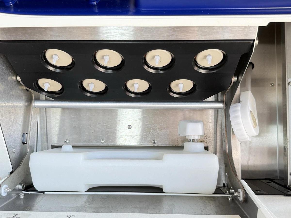 Used Life Technologies - Ion Torrent Proton Semiconductor Sequencer INS1005663