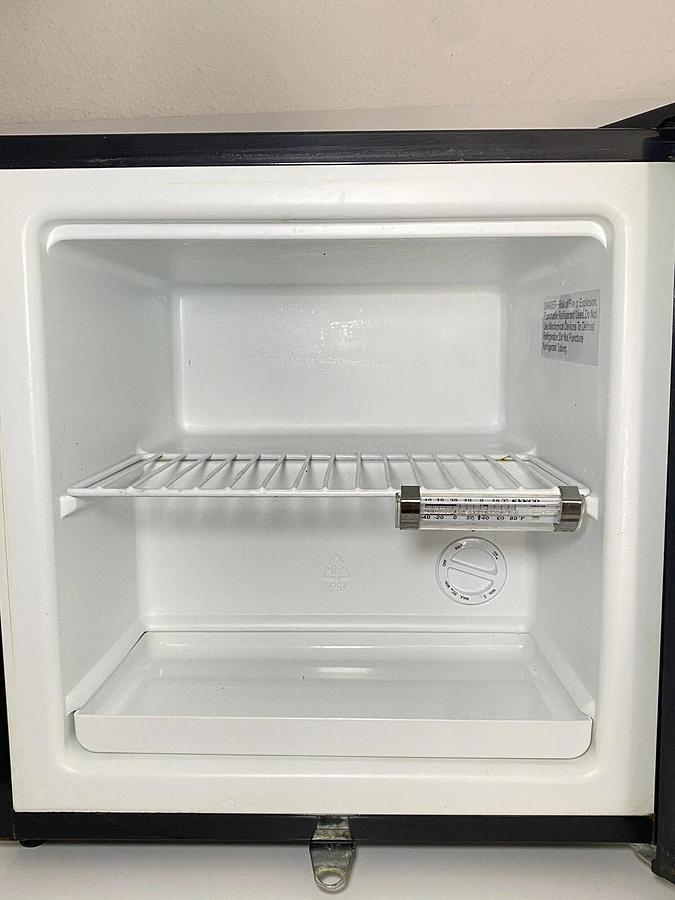 Used EdgeStar CRF159SS-1 Dual Function Stainless Refrigerator / Freezer