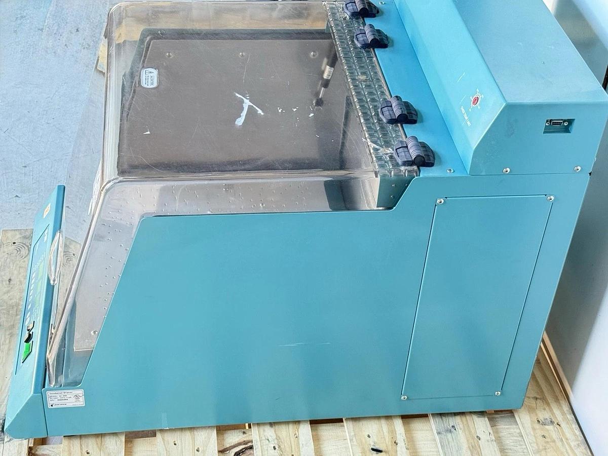 Used Jeio Tech Lab Companion SI-600 Laboratory Incubator Shaker