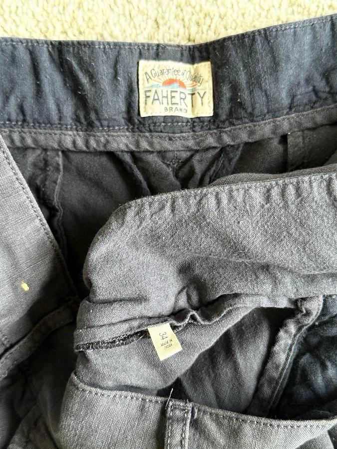 Used Faherty Mens Size 34 Chino Shorts Linen Blend Navy Blue