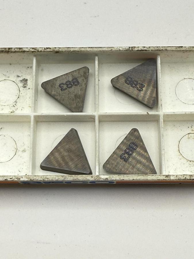 SECO Carbide inserts Carboloy TPGN160312F TPG323F 883 (EDP 08415)