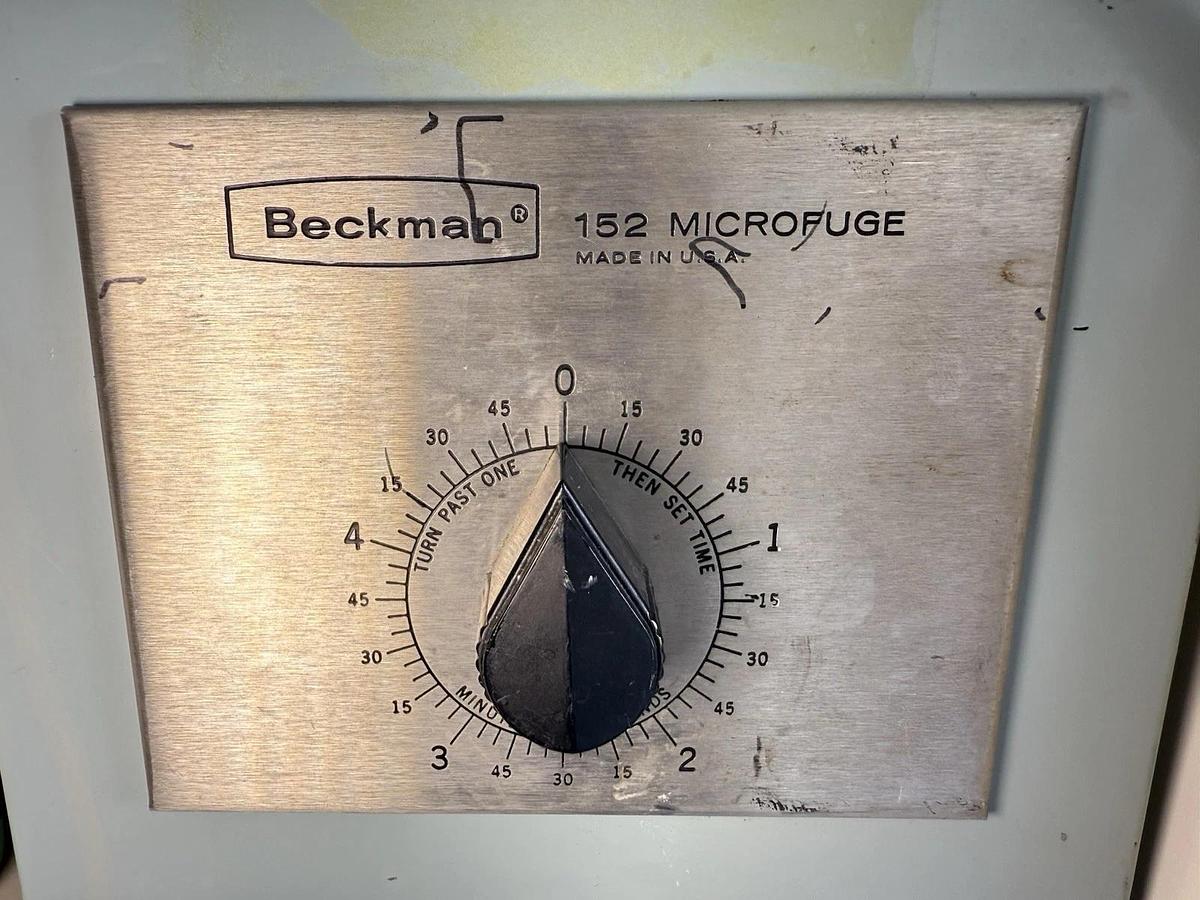 Used Beckman 152 A Lab Laboratory Microfuge Centrifuge