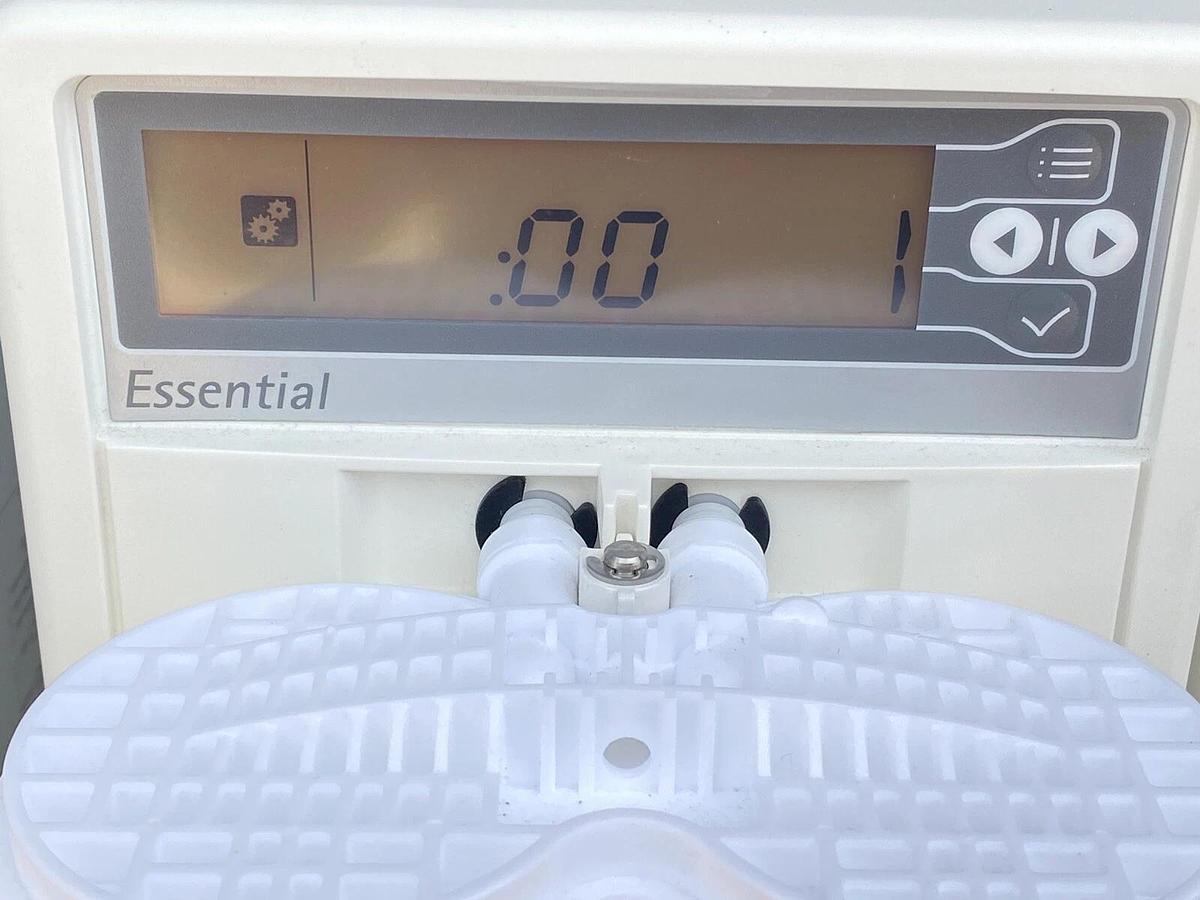 Used Millipore Milli-Q AFS Essential 10E Water Purification System – Clean