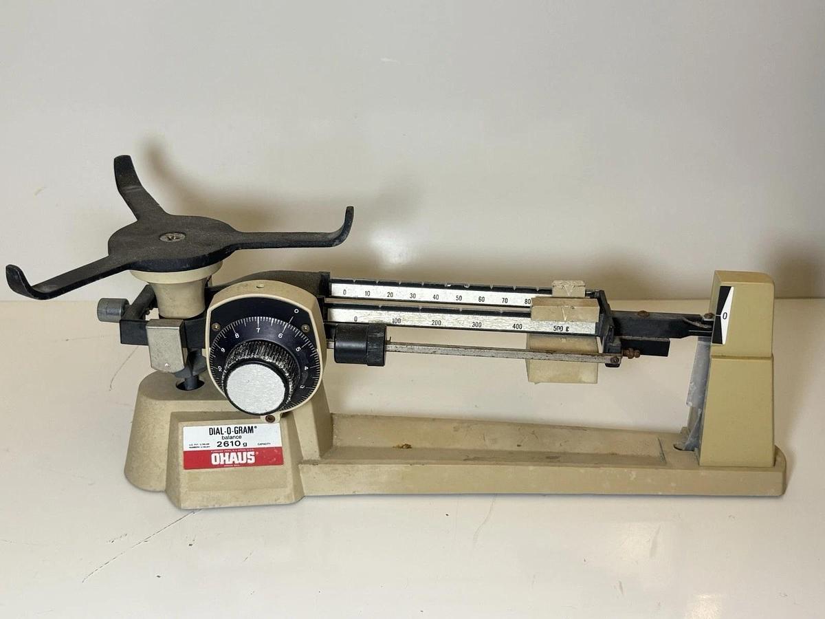 Used Ohaus Vintage Dial-O-Gram Triple Beam Balance Scale (2610g capacity)