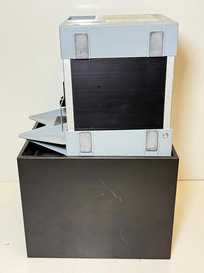 Used 3M Petrifilm Plate Reader 6499