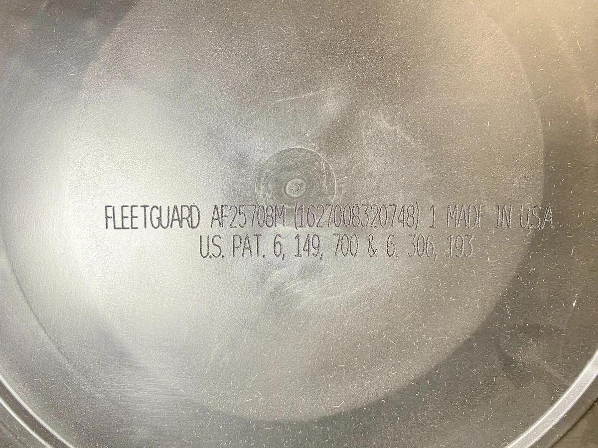 Used Fleetguard Cylindrical Air Filter Primary AF25708M USA