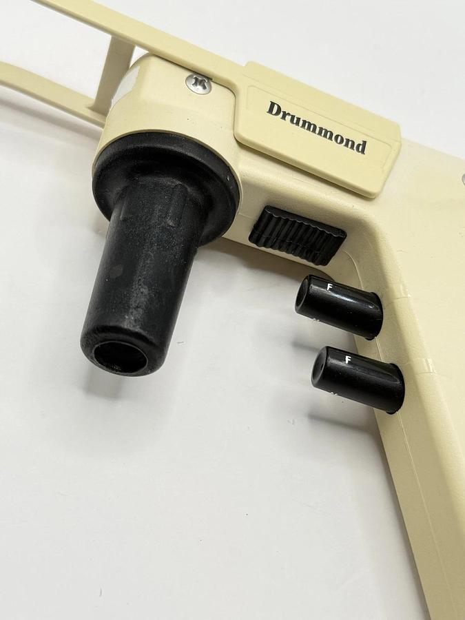 Used Drummond Scientific Co. Pipet Aid XP Serological Pipette Controller