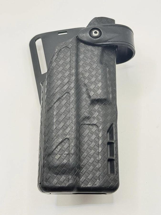 Used Safariland Glock 9/40 17/22 Black STX Basket Weave Duty Holster 7360-832