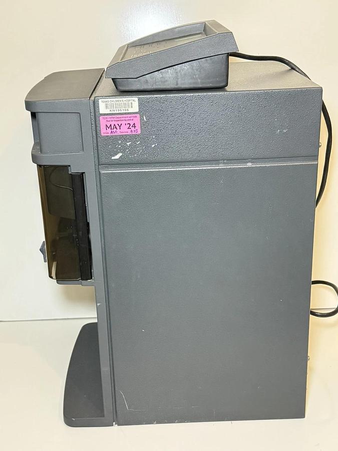 Used Beckman Coulter Z1 Cell Particle Counter w/ Controller