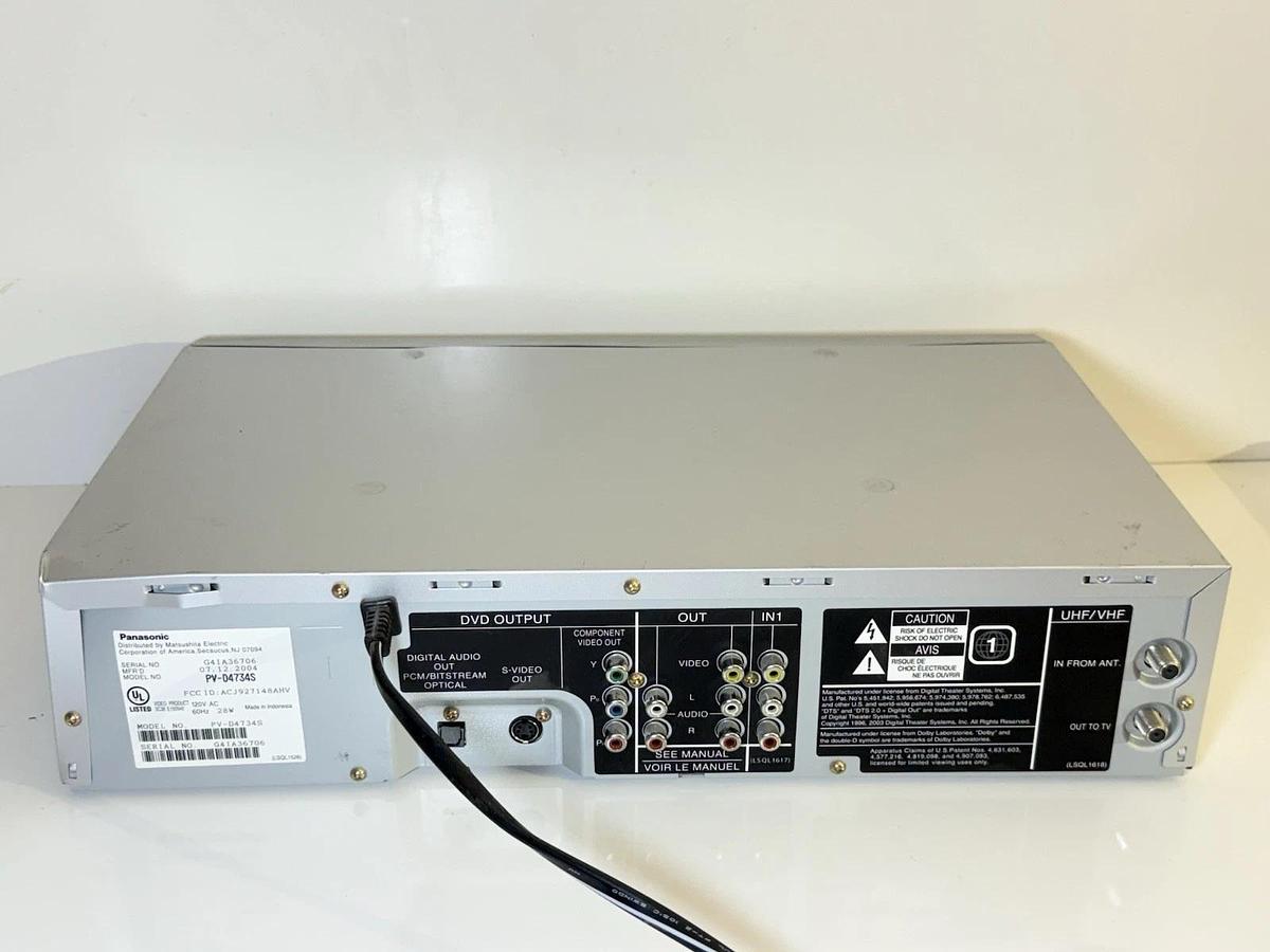Used Panasonic Double Feature DVD Video / VHS Omnivision 4Head Hi-Fi Stereo PV-D4734S