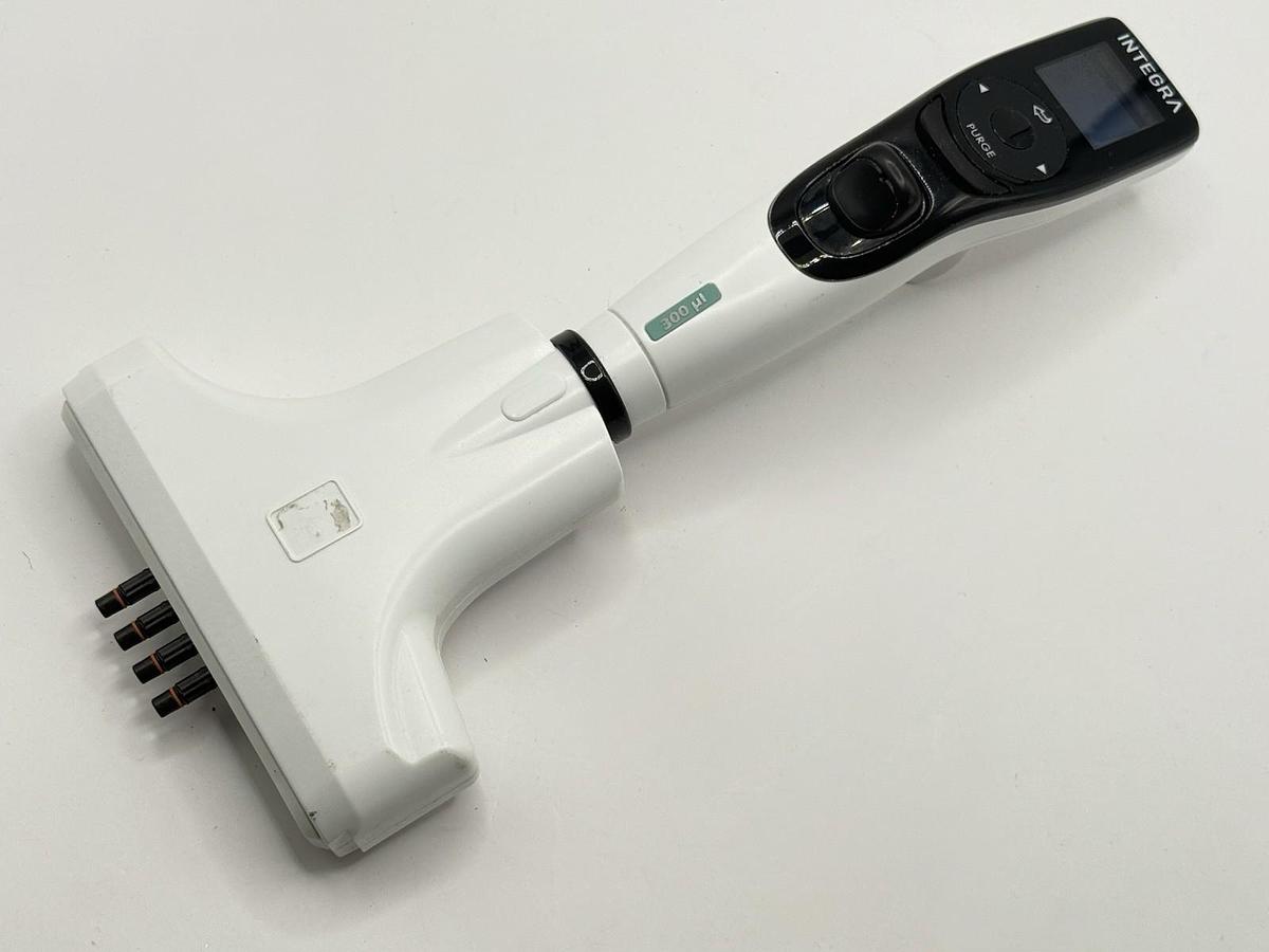 Used Integra VIAFLO 4-Channel Electronic Pipette Pipet 300uL