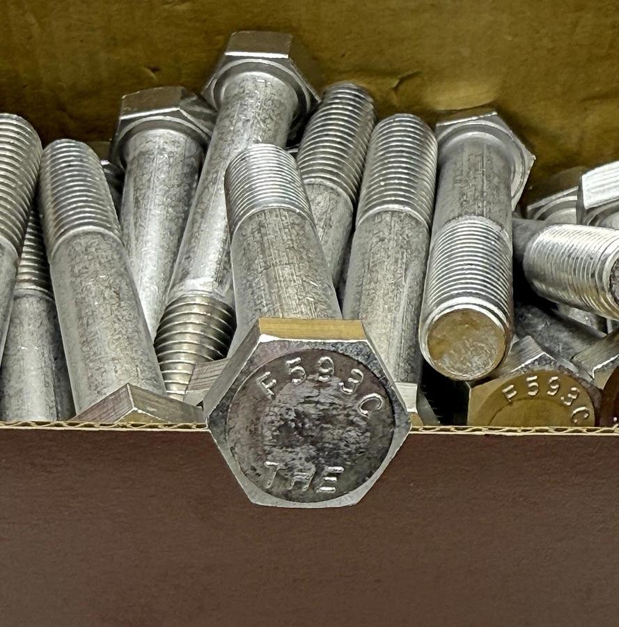 Used (Box of 25) Brighton 400314 Stainless Steel 18-8 Hex Cap Screws 1/2"-13x3 1/2"