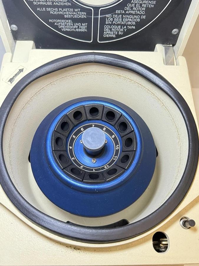 Used Beckman Microfuge 12 Laboratory Centrifuge with Rotor