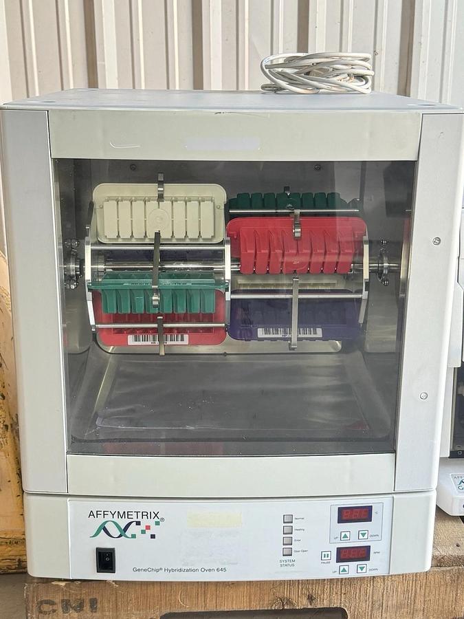 Used Affymetrix GeneChip Fluidics Station 450 Dx & Hybridization Oven 645