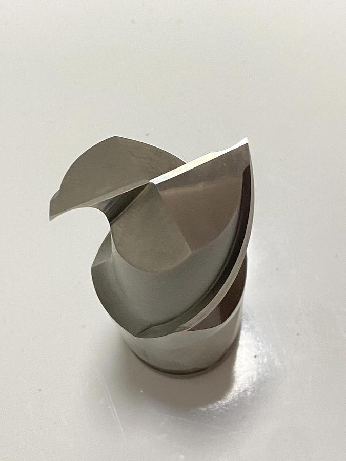 Used Brubaker Tool USA - HSS End Mill E30486-00-B / 30486 2” 5-3/4 TS-115.055-2111