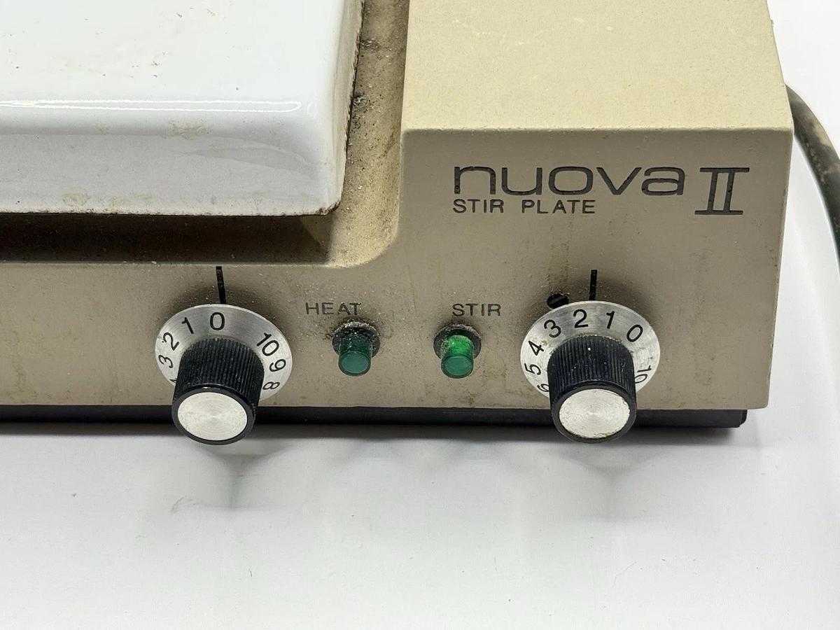 Used Barnstead Thermolyne Nuova II Stirrer Stir Plate