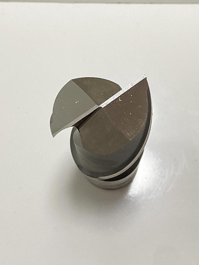 Used Minicut International - HSS End Mill 2” 851150572168 Flute M323240 Lead 8.973