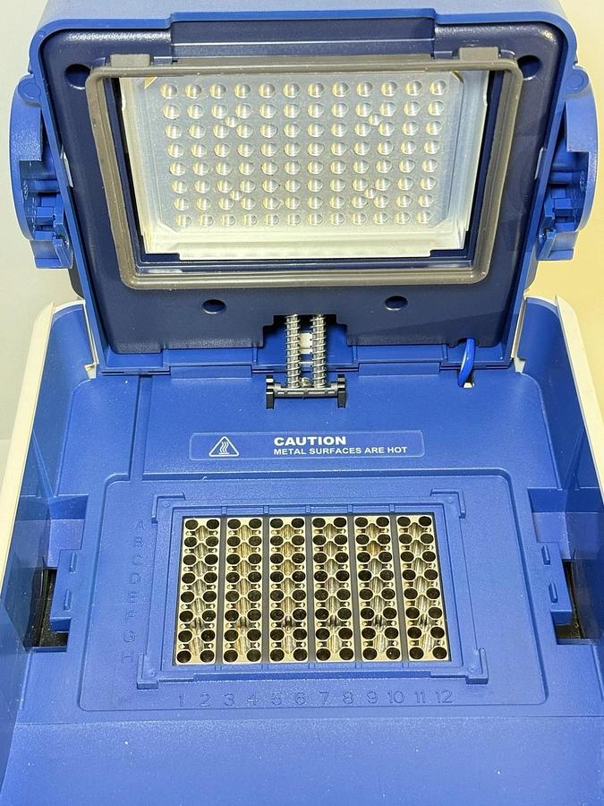 Used Applied Biosystems Veriti 96-well Thermal Cycler PCR Model: 9902 (P/N: 4375786)