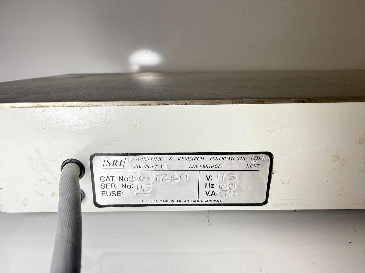 Used SRI SCIENTIFIC & RESEARCH INSTRUMENTS LTD. 50-1239 Vintage shaker mixer platform