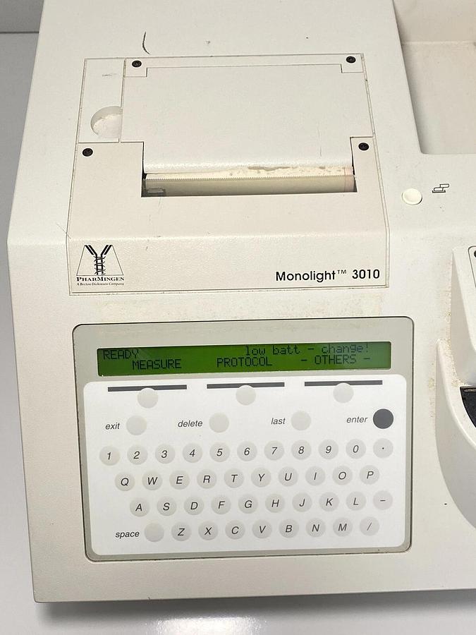 Used PharMingen Monolight 3010 Luminometer