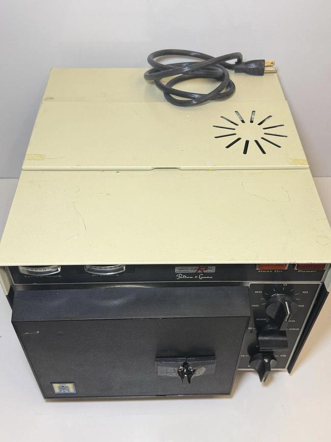 Used Pelton & Crane Laboratory Lab Countertop Sentry Sterilizer