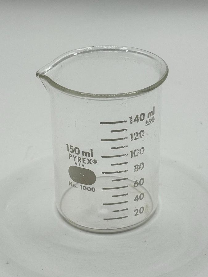 Used Pyrex Vintage Glass Laboratory Graduated Beaker No. # 1000 Dripless Beaker 150ml