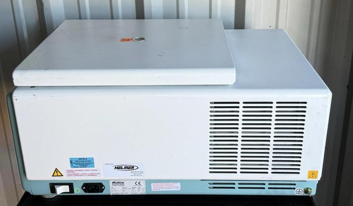 Used Hettich Zentrifugen Universal 32R Centrifuge 1610-01