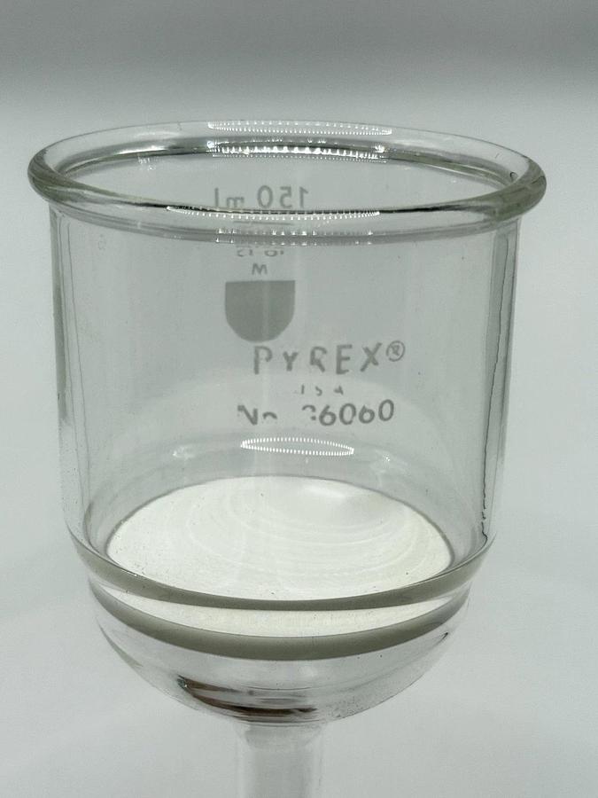 Used Corning PYREX Glass 150mL Fritted Buchner Filter Funnel ASTM 36060