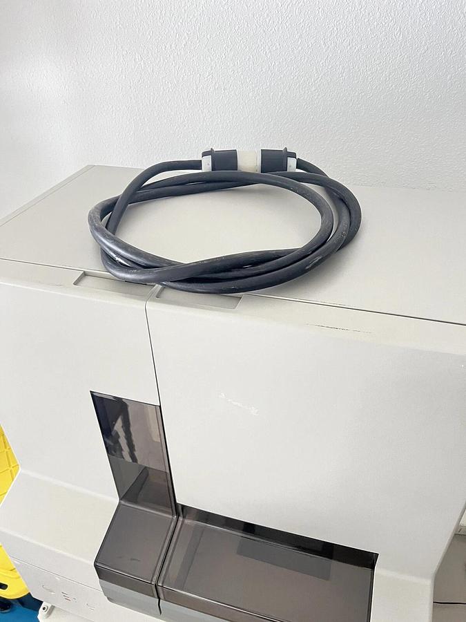 Used Applied Biosystems Hitachi ABI 3130XL Genetic DNA Sequencer