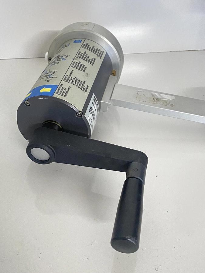 Used Medtronic Model 150 Bio-Medicus Handcrank Device