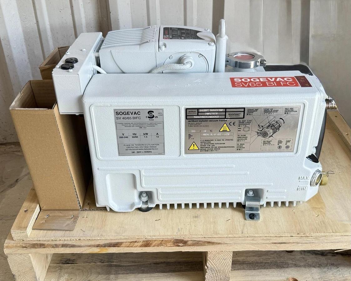 Oerlikon Leybold /LeRoy Somer Varmeca SOGEVAC SV65 BI FC Rotary Vane Vacuum Pump