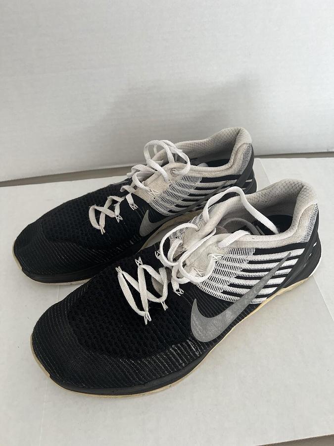 Used Size 12 - Nike Metcon DSX Flyknit Black And White - GREAT TRAINING SHOES