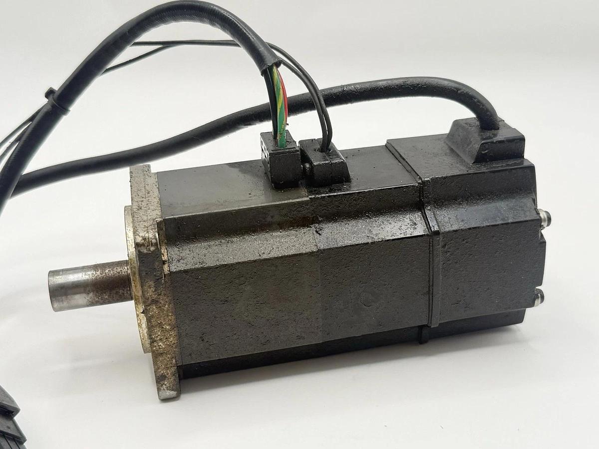 Used Mitsubishi AC Servo Motor HC-KFS23B HCKFS23B New in Box NIB Free Ship
