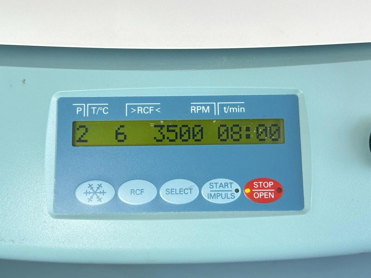 Used Hettich Zentrifugen MIKRO 200R Refrigerated Centrifuge